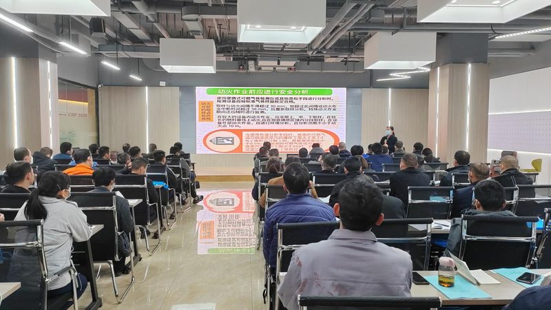 网络课程互动方案：材质规格解析与选型逻辑
