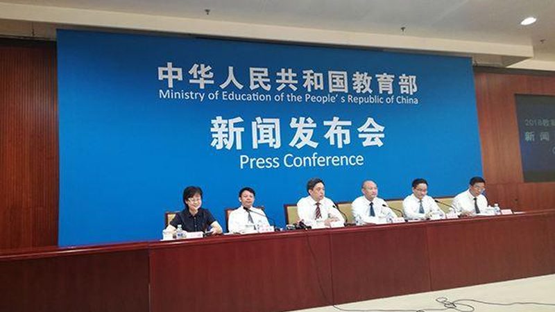 小标题：Scratch：图形化编程的入门神器